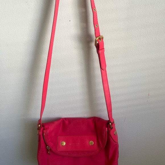 Marc By Marc Jacobs Red Shoulder Bag - Picture 7 of 9